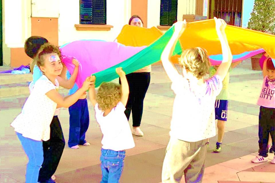 Animación infantil con espuma