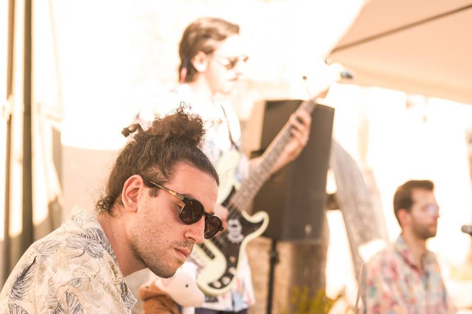 Cóctel con banda
