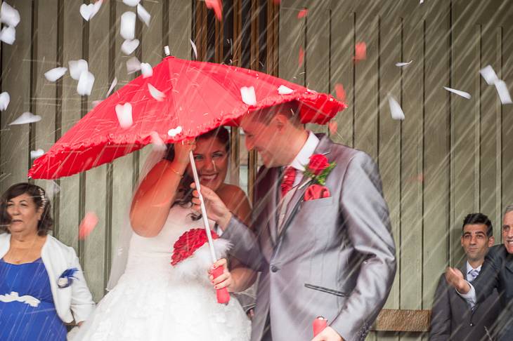 Salida de los novios