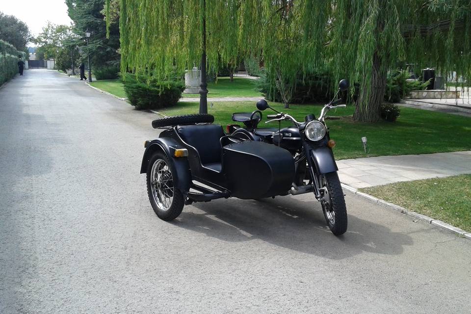 Blafermotos moto con sidecar