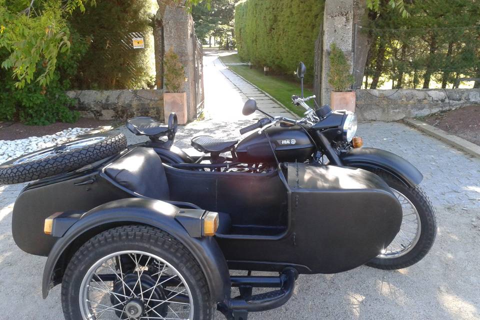 Blafermotos moto con sidecar