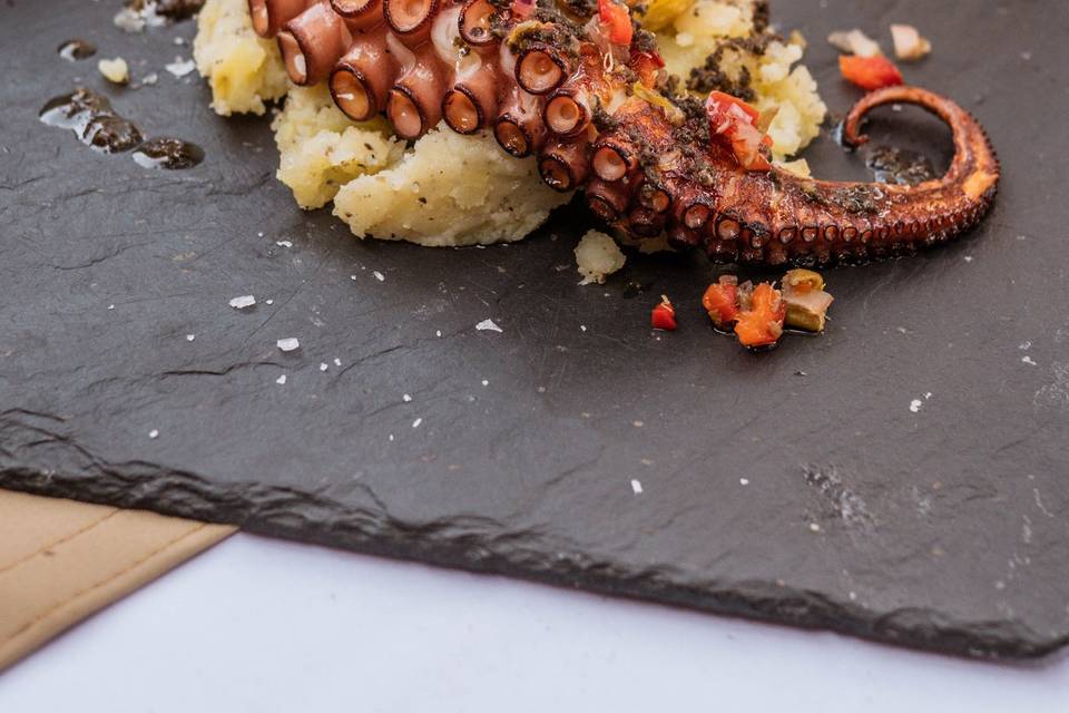 Pulpo a la brasa