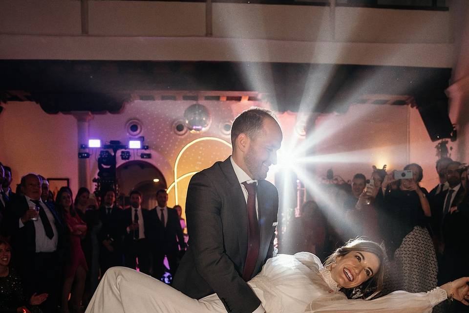 Haz mágico tu baile nupcial