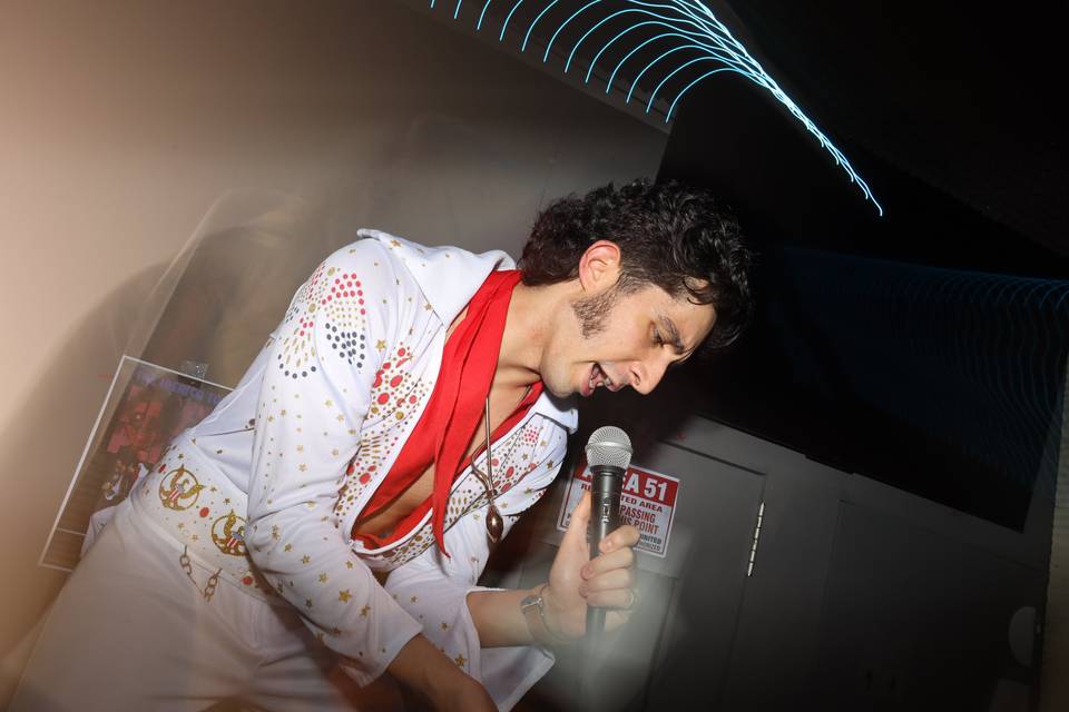 Elvis Pelvis, the Ibérico Tour