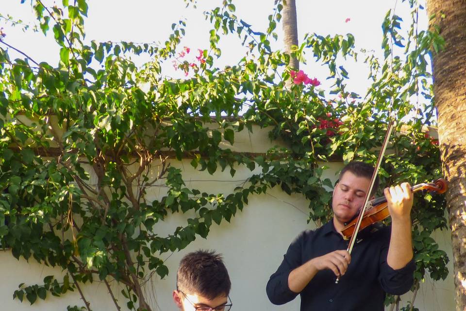 Violín y Piano Gólgota