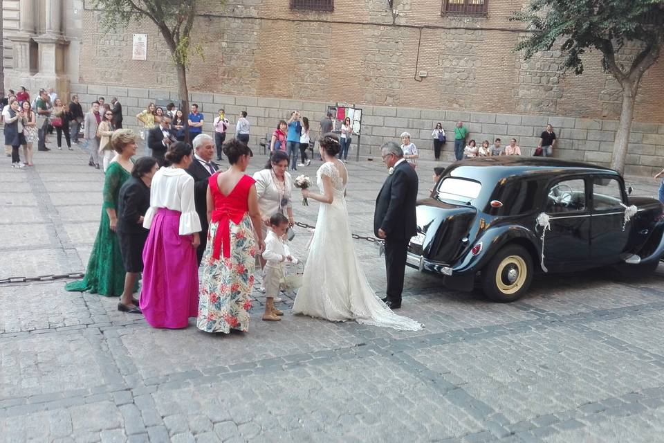 Coches clásicos Cuevas