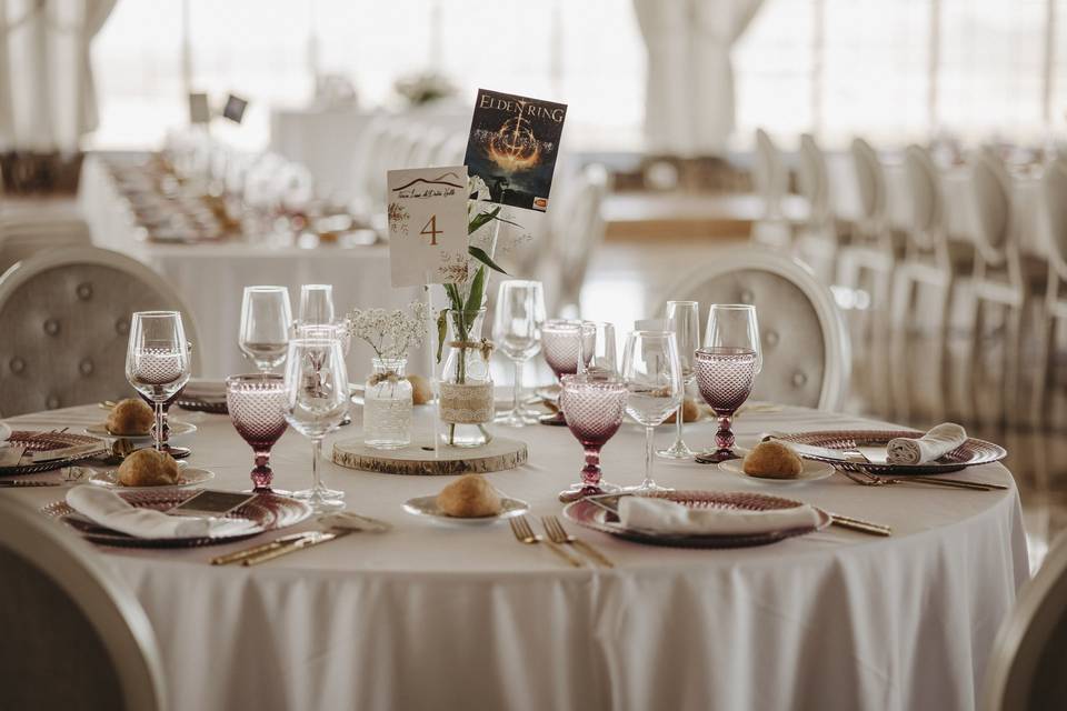 Decoracion Blanco y Rosa detal