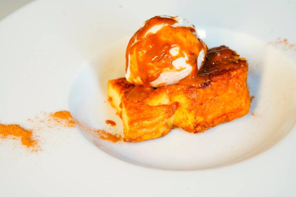 Torrija caramelizada