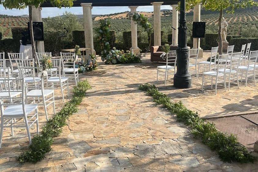 Civil en nuestros jardines