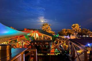 Mono Beach