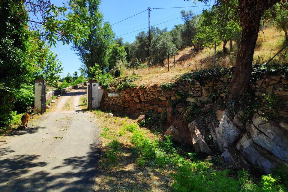 Entrada a la finca