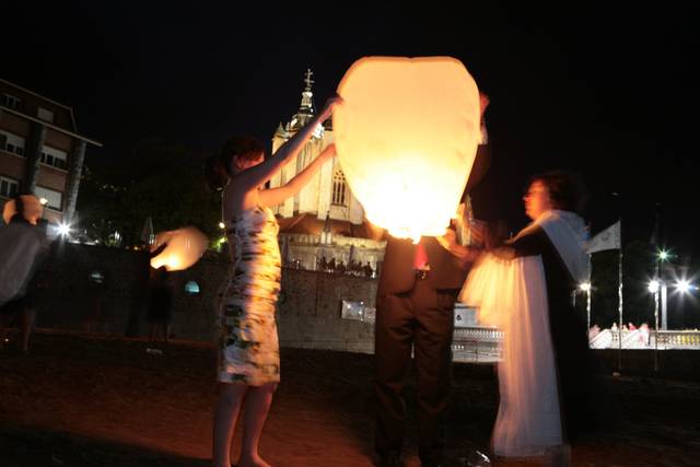 Farolillos Voladores - Sky Lanterns - Consulta disponibilidad y precios