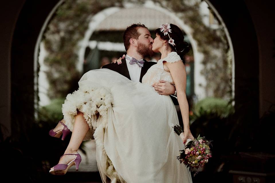 Traje de novia corto