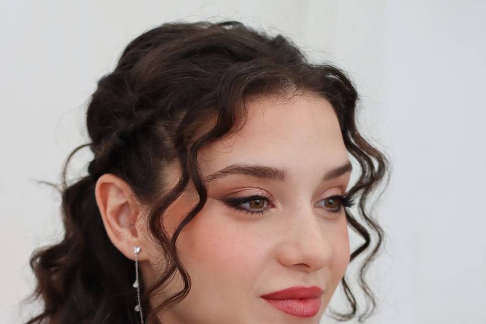 Marina Rienda | Makeup & Hair