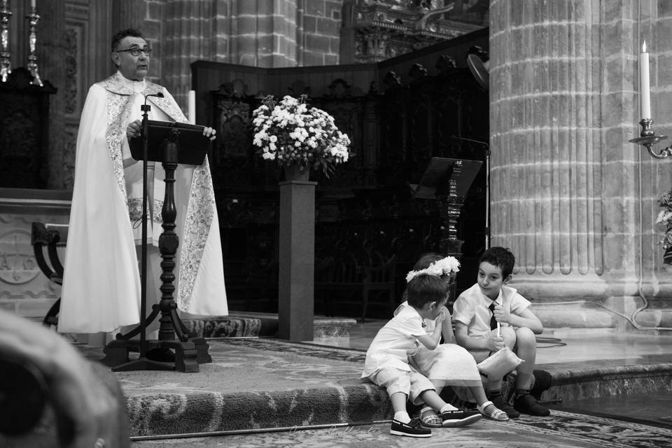 Niños en la ceremonia