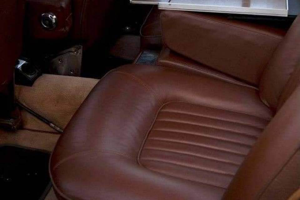 Interior Rover p5