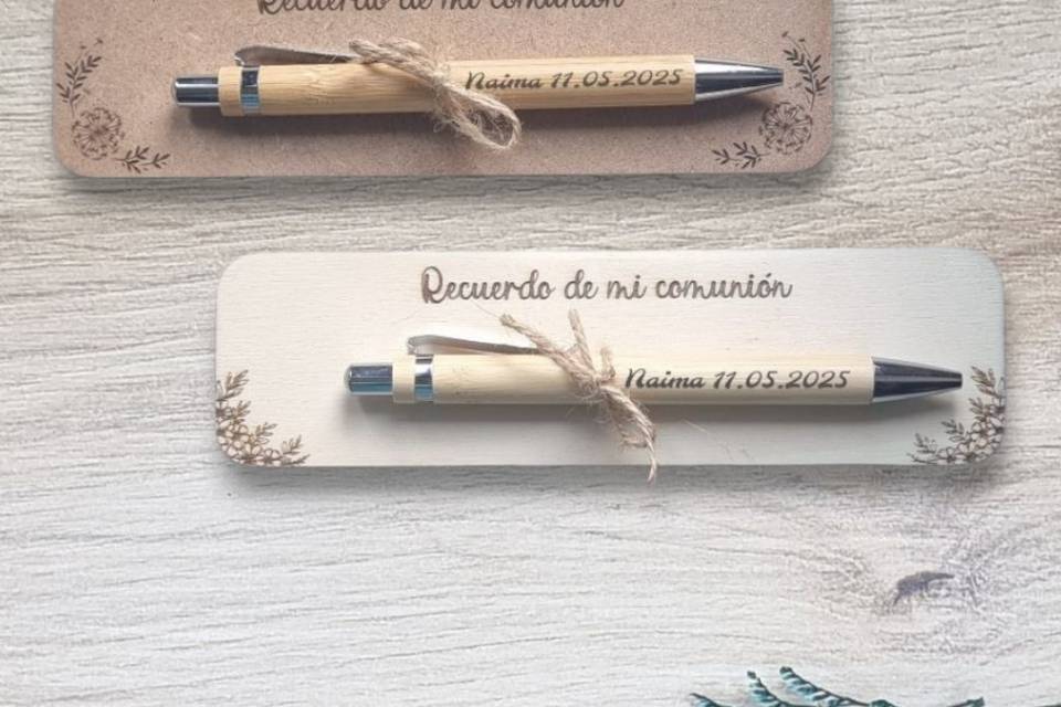 Boligrafo con base decorativa