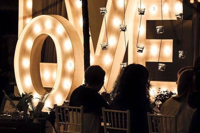 Letras luminosas para tu Boda  Fotografia FotosDMD - Fotografo Bodas  Pontevedra Galicia