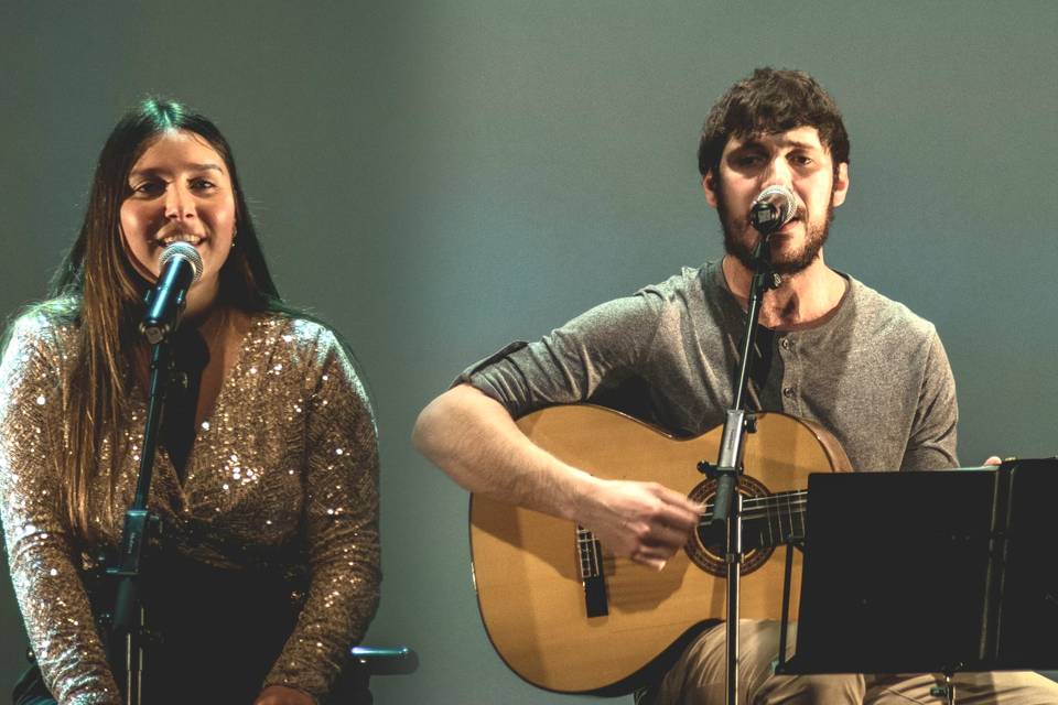 Cantando en una gala