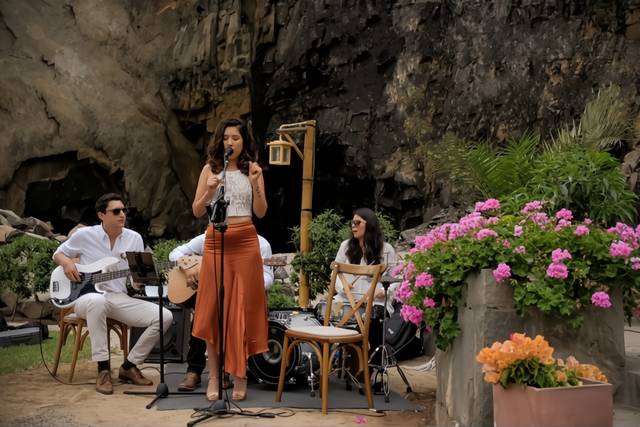 Reggae acústico en la playa