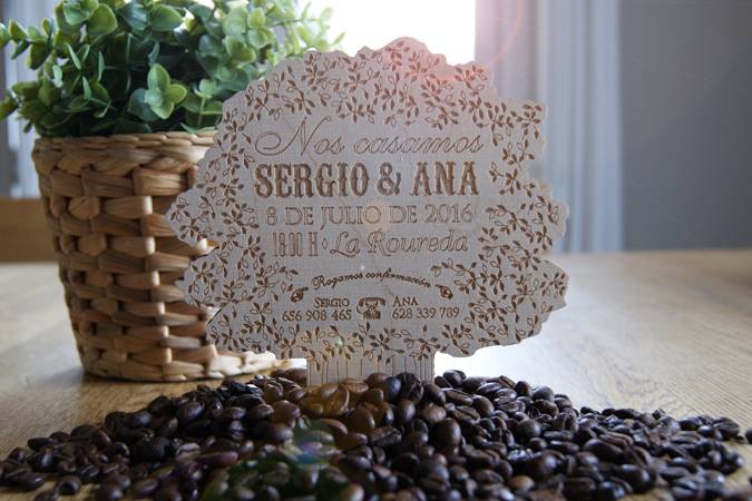 Invitaciones en madera