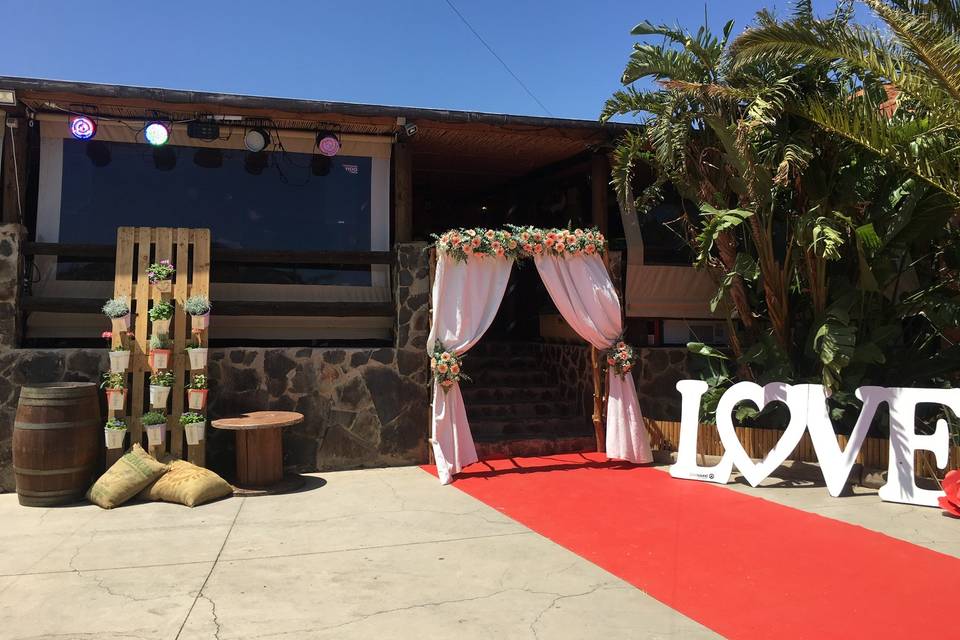 Entrada de los novios