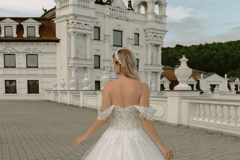 5568 serena bridal