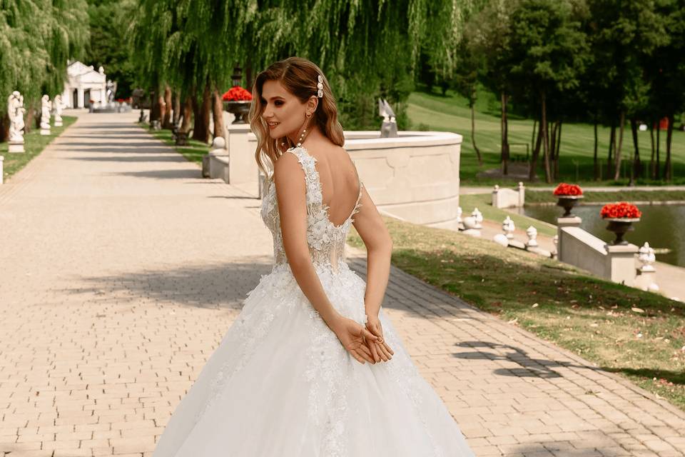 5571 serena bridal