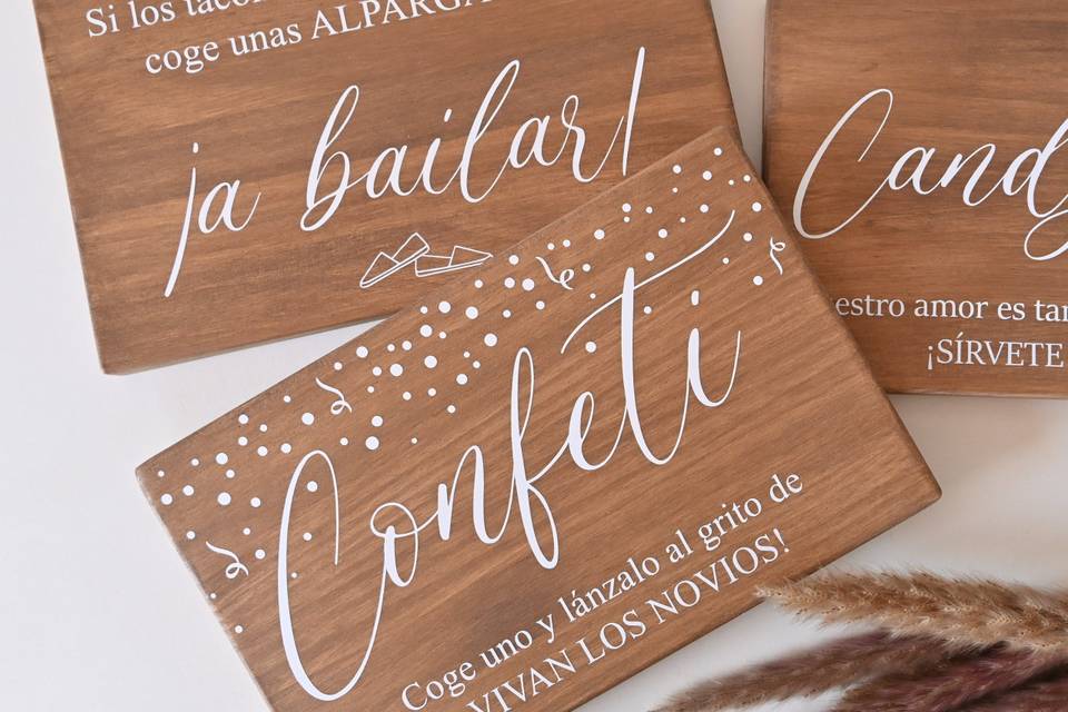 Carteles de madera