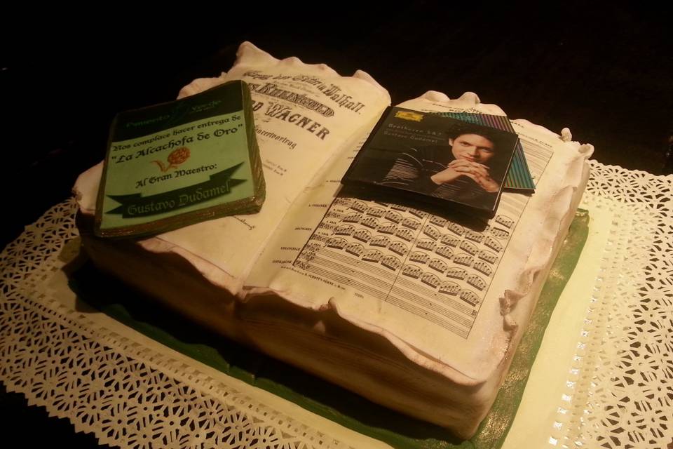 Book Cake