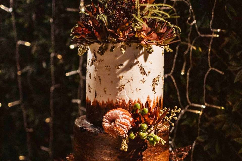 Naked cake