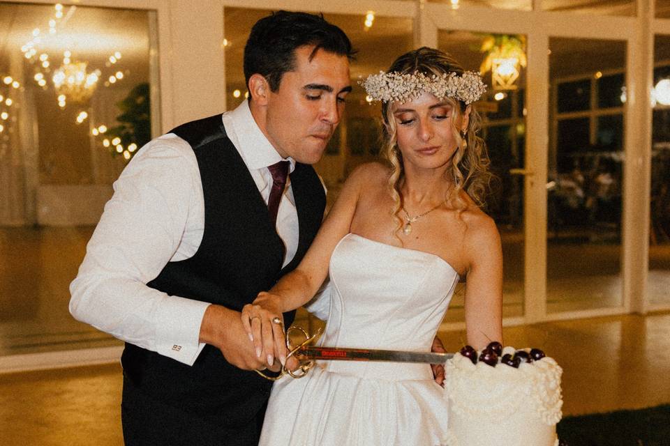 Corte tarta nupcial