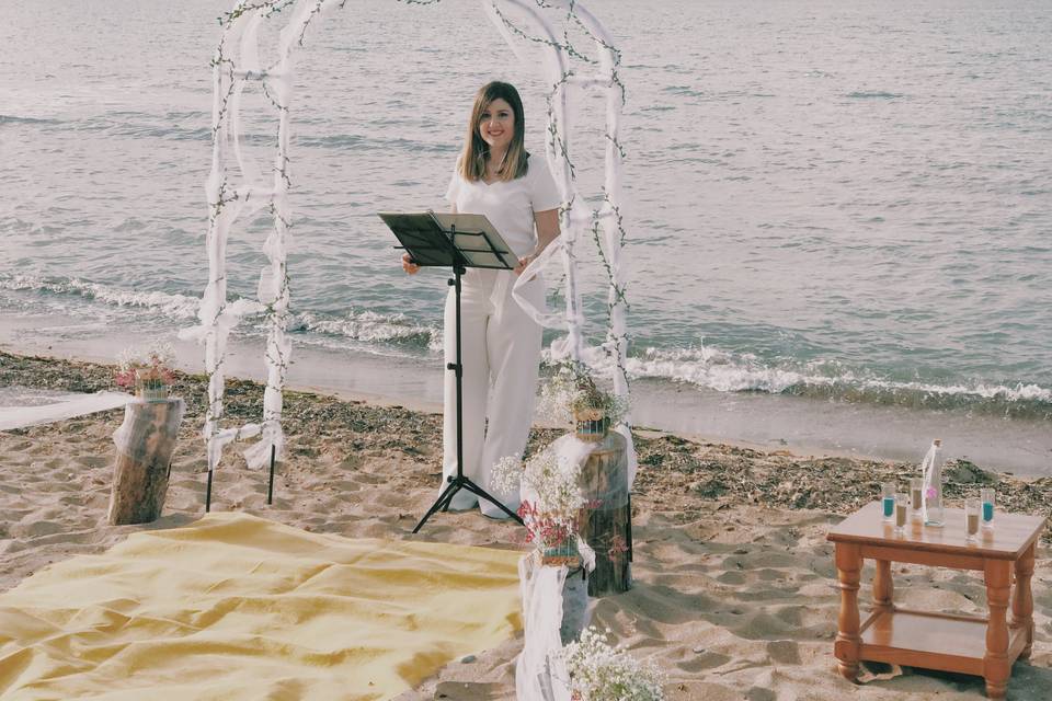 Maribel Muñoz - Oficiante de Ceremonias