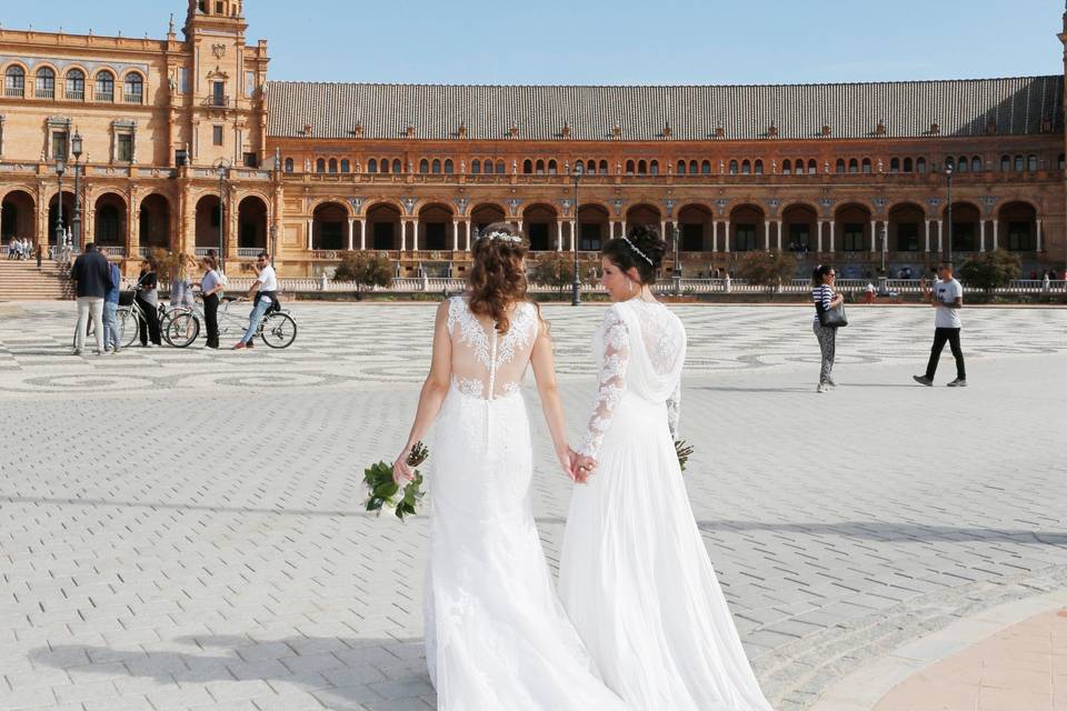 Novias de espaldas