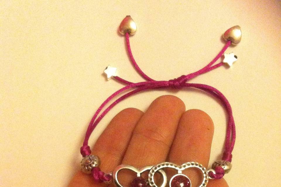 Pulsera de resina morada