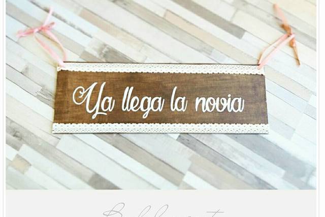Cartel de madera novia