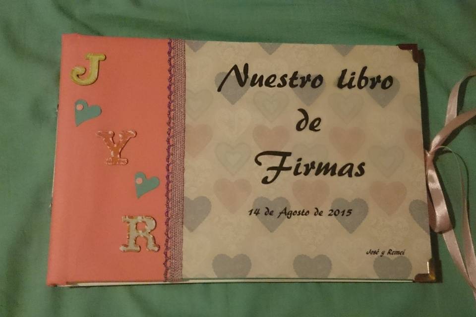 Libro de firmas personalizado