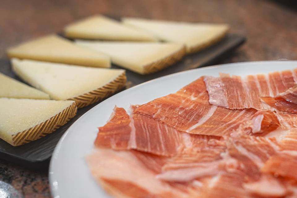 Plato de aperitivos