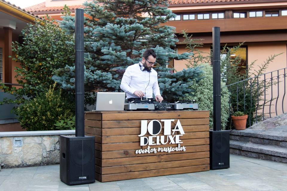 Jota Deluxe Eventos