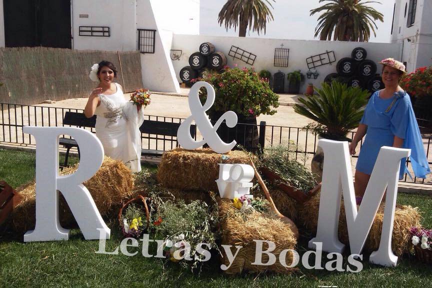 Letras y bodas - Letras decorativas