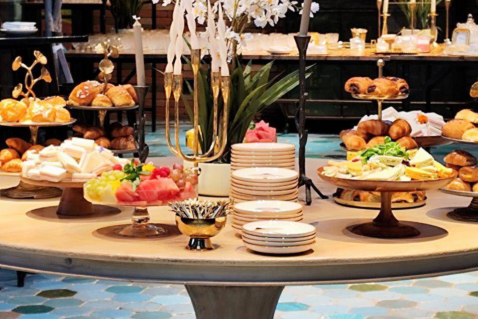 Mesa de brunch