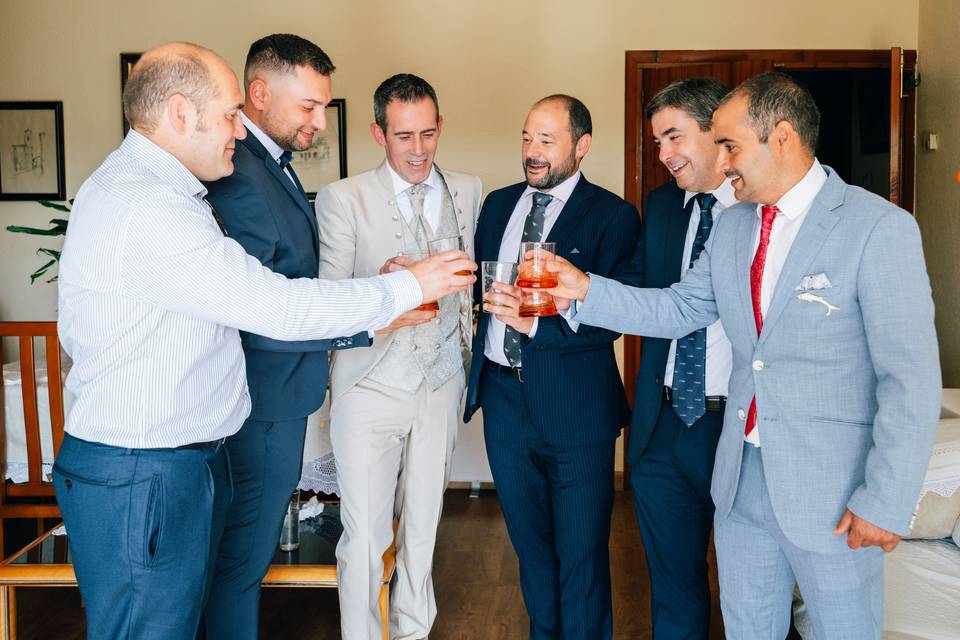 Novio y los amigos