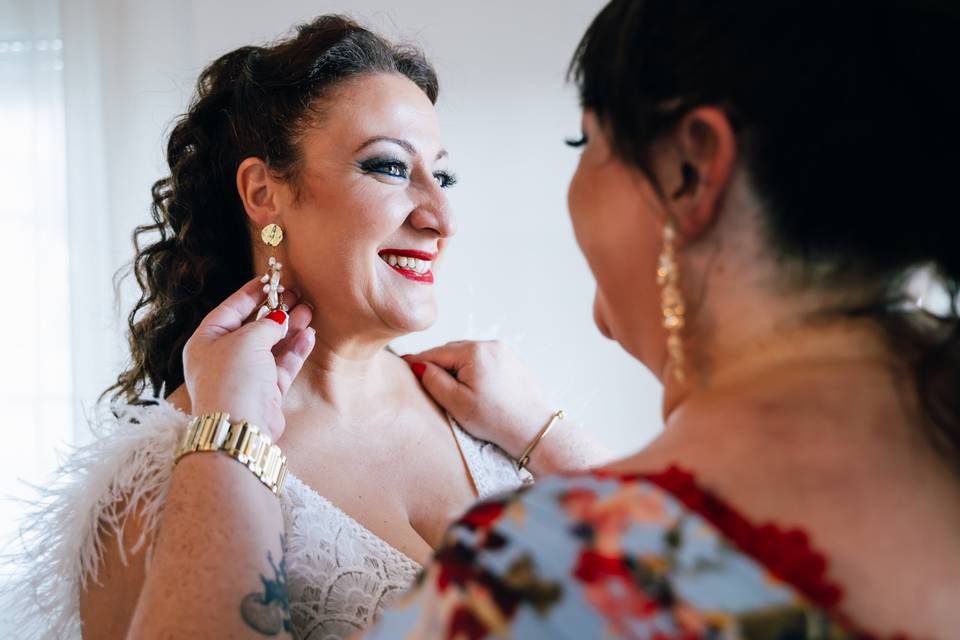 La novia y sus pendientes