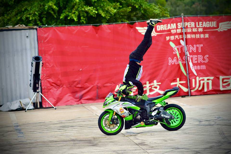 Vertical en moto