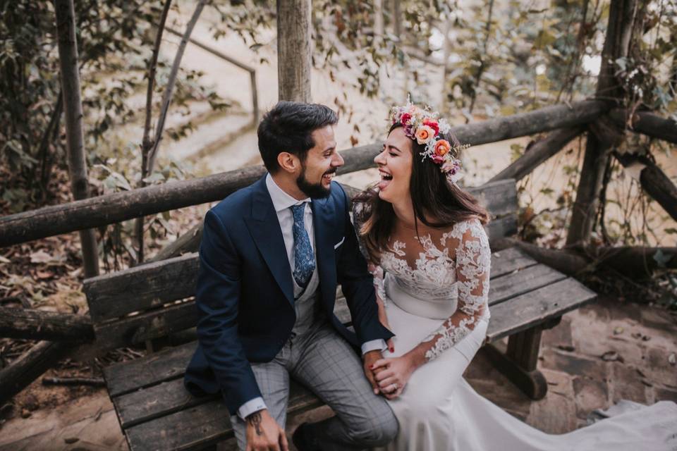 Novios felices, sonrisas