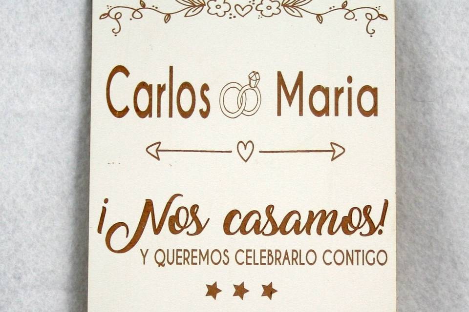 Invitación de madera