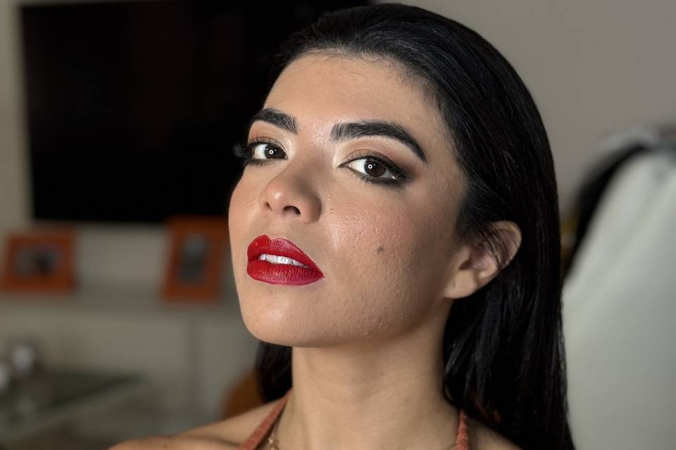 Maquillaje ahumado