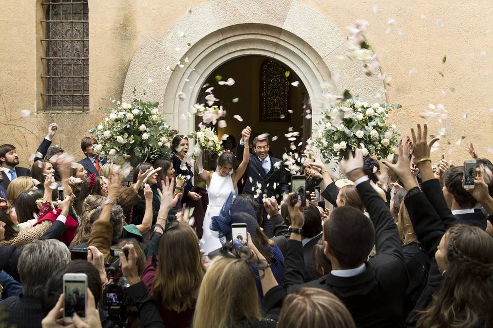 Oliva Bodas - Salida iglesia