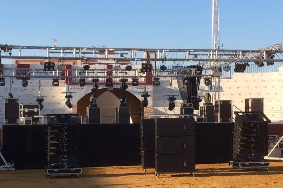 Sonido, estructura y luces