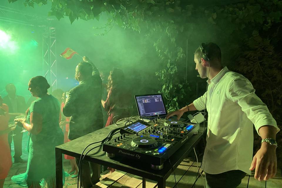 Sonido, estructural y luces